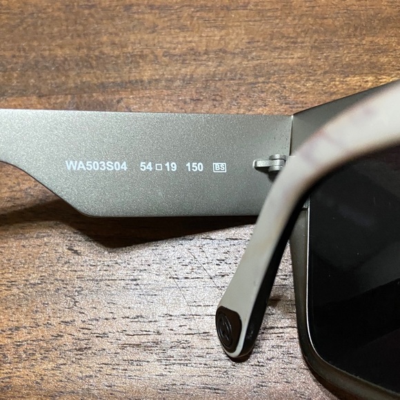 ILL.I By Will. I. Am WA503S04 Square Sungl… - Picture 7 of 16